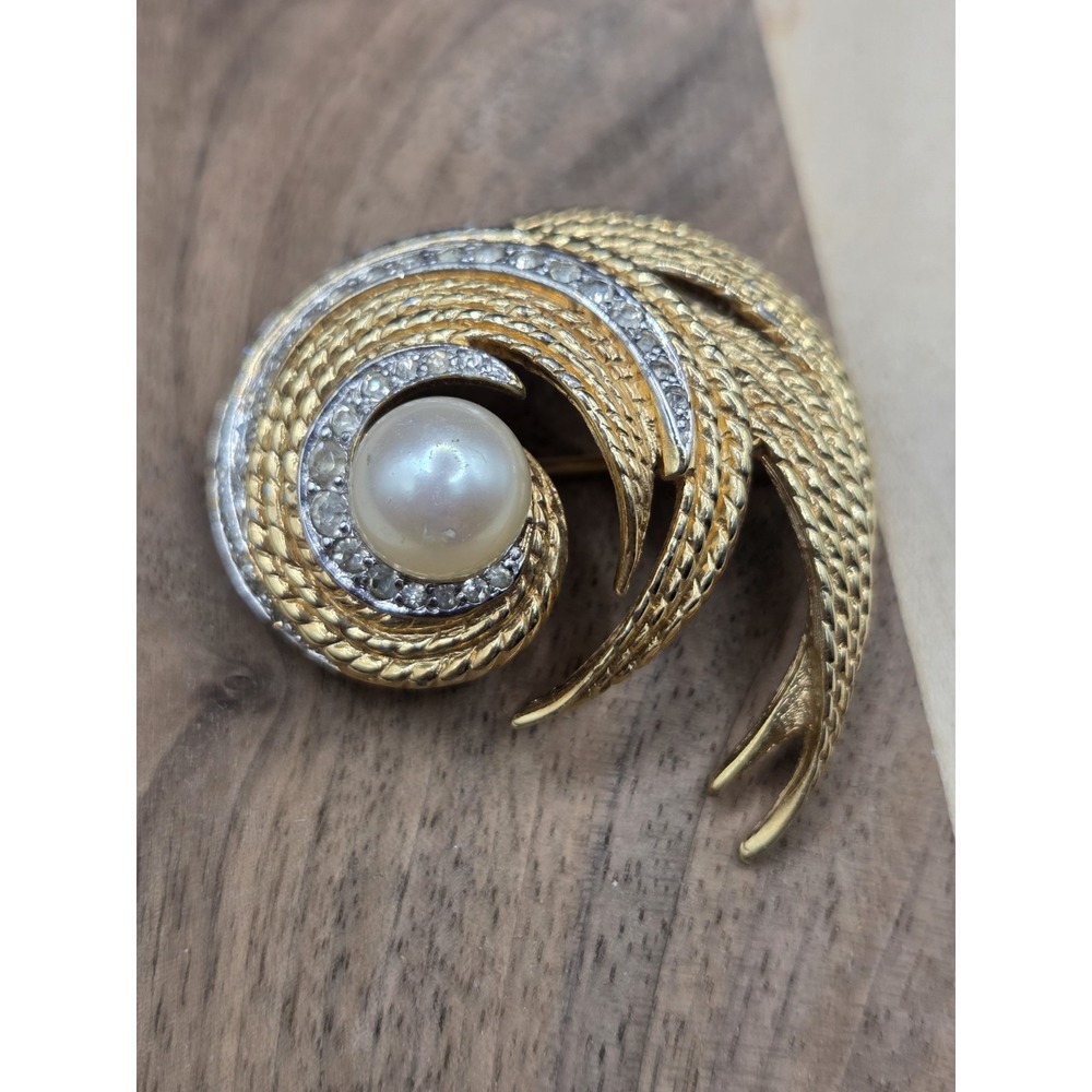Vintage Mid Century Gold Tone Faux Swirl Brooch Pin Statement